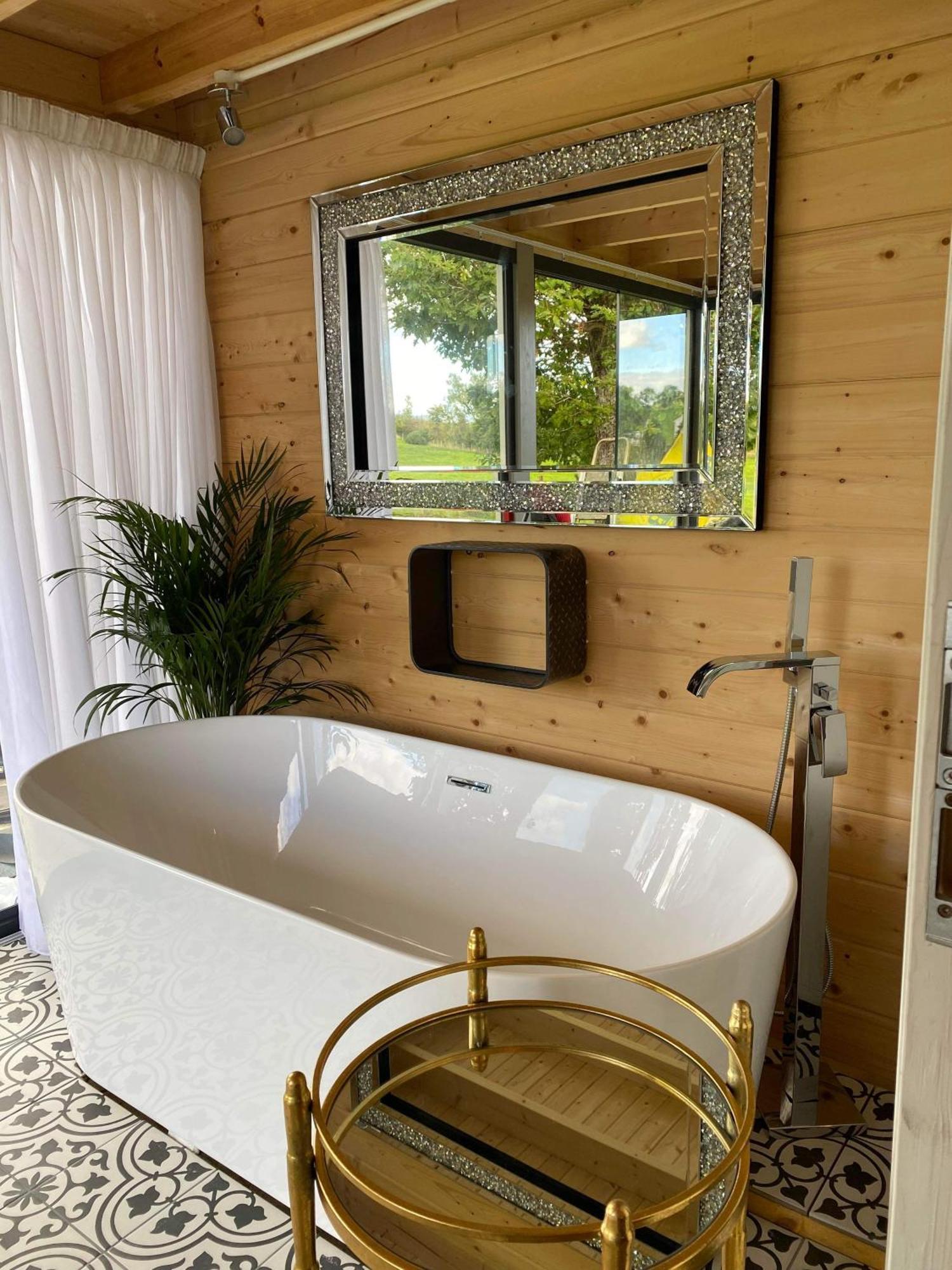Dunroamin Lodges Drymen Room photo